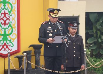 Polres Kotim menggelar upacara peringatan Hari Kesaktian Pancasila dipimpin langsung oleh Kapolres Kotim dan diikuti oleh seluruh Pejabat Utama (PJU) dan personel Polres Kotim di halaman mapolres Kotim, pada hari Kamis pagi (01/10/2026).