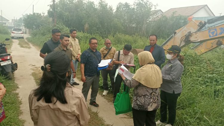 Pengamanan dipimpin Kanit Reskrim Polsek Pahandut Ipda Dwi Rizky Ferianto bersama personel untuk memastikan seluruh rangkaian kegiatan berjalan tertib.