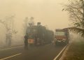 kabut asap sisa kebakaran hutan dan lahan (Karhutla) masih menyelimuti kawasan tersebut,