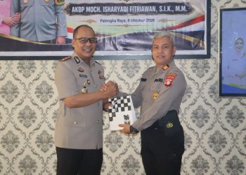 acara ramah tamah yang berlangsung di ruang lobi Mapolresta Palangka Raya.