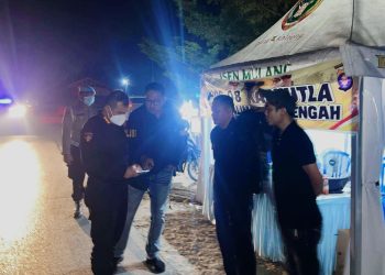Kabidpropam Polda Kalimantan Tengah Kombes Pol Rudi Asriman, S.I.K., M.Si., melaksanakan patroli malam dan pengecekan di sejumlah posko Karhutla di wilayah hukum Polda Kalteng, Jumat (9/10/2026) malam.