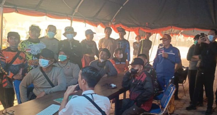 Polresta Palangka Raya mengikuti apel kesiapan dan pembagian tugas Satgas Siaga Darurat Karhutla di Posko BPBD Kota Palangka Raya, Jalan Tjilik Riwut, Kelurahan Bukit Tunggal, Kecamatan Jekan Raya.