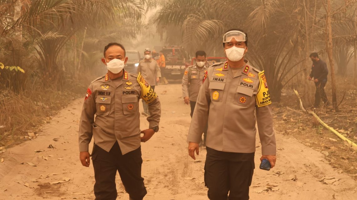 Kapolda yang didampingi Wakapolda Irjen Pol Drs. Yosi Muhamartha, dan sejumlah pejabat utama Polda, menyasar kawasan Jl. Mahir Mahar Trans Palangka Raya - Banjarmasin, Rabu (14/10/2026).