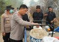 Kapolda Kalimantan Tengah (Kalteng) Irjen Pol Iwan Kurniawan bersama sejumlah pejabat utama terjun langsung meninjau lokasi kebakaran hutan dan lahan (Karhutla) di Desa Sabaru, Palangka Raya, Sabtu (17/10/2026).