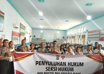 Kegiatan yang diikuti 20 peserta tersebut bertujuan meningkatkan pemahaman mengenai ketentuan hukum pidana nasional sekaligus menumbuhkan kesadaran hukum di lingkungan sekolah.