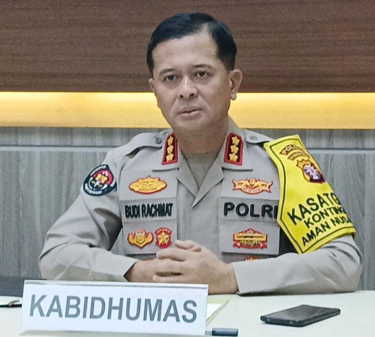Kabidhumas Polda Kalimantan Tengah Kombes Pol Budi Rachmat, S.I.K., M.Si.,