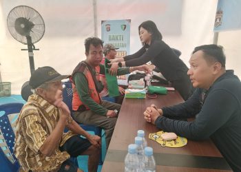 Polda Kalimantan Tengah (Kalteng) bersama Pusdokkes Polri menghadirkan layanan rumah oksigen gratis bagi masyarakat yang membutuhkan, berlokasi di Pasar Kahayan, Kota Palangka Raya, Minggu (25/10/2026).