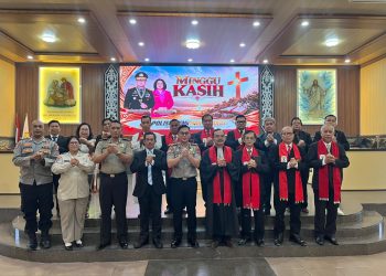 Ditbinmas Polda Kalimantan Tengah melaksanakan kegiatan Minggu Kasih di Gereja GKE Eka Sinta, Jalan G. Obos III A, Kelurahan Menteng, Kecamatan Jekan Raya, Kota Palangka Raya, Minggu (25/10/2026).