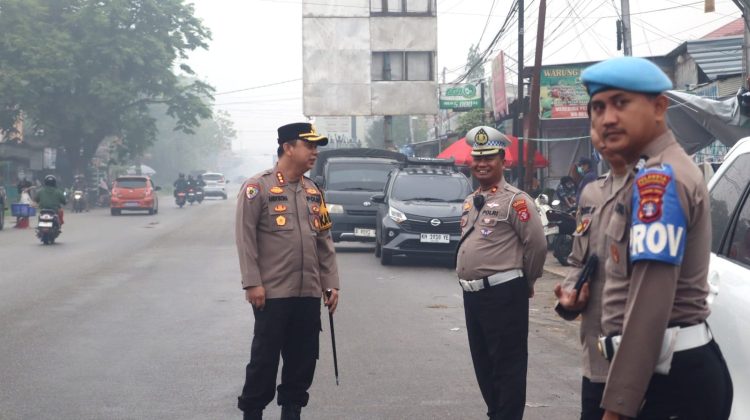 Kehadiran tersebut menjadi bagian dari upaya Polresta Palangka Raya dalam meningkatkan pelayanan kepolisian sekaligus membangun kedekatan dengan masyarakat pengguna jalan.