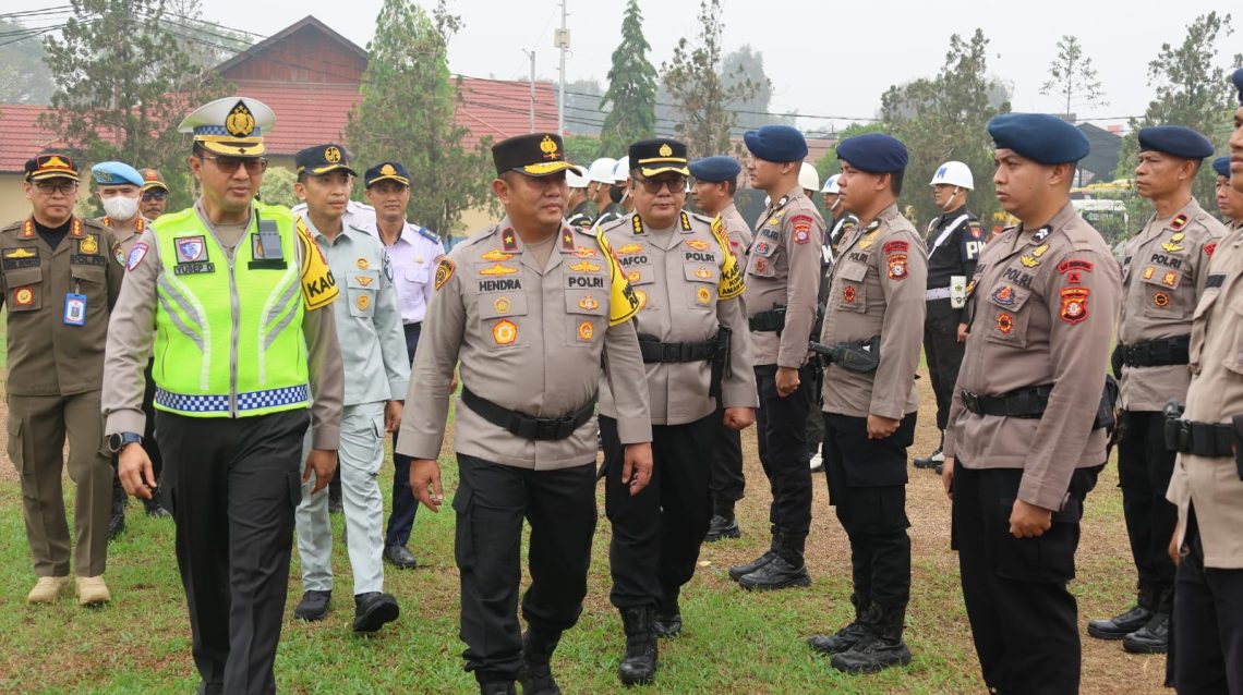 Operasi dengan tema "Polisi Bersama Masyarakat Mewujudkan Lalu Lintas yang Tertib, Aman, dan Berkeselamatan" ini, secara resmi dibuka Wakapolda Kalteng Brigjen Pol Dr. Hendra Wirawan,