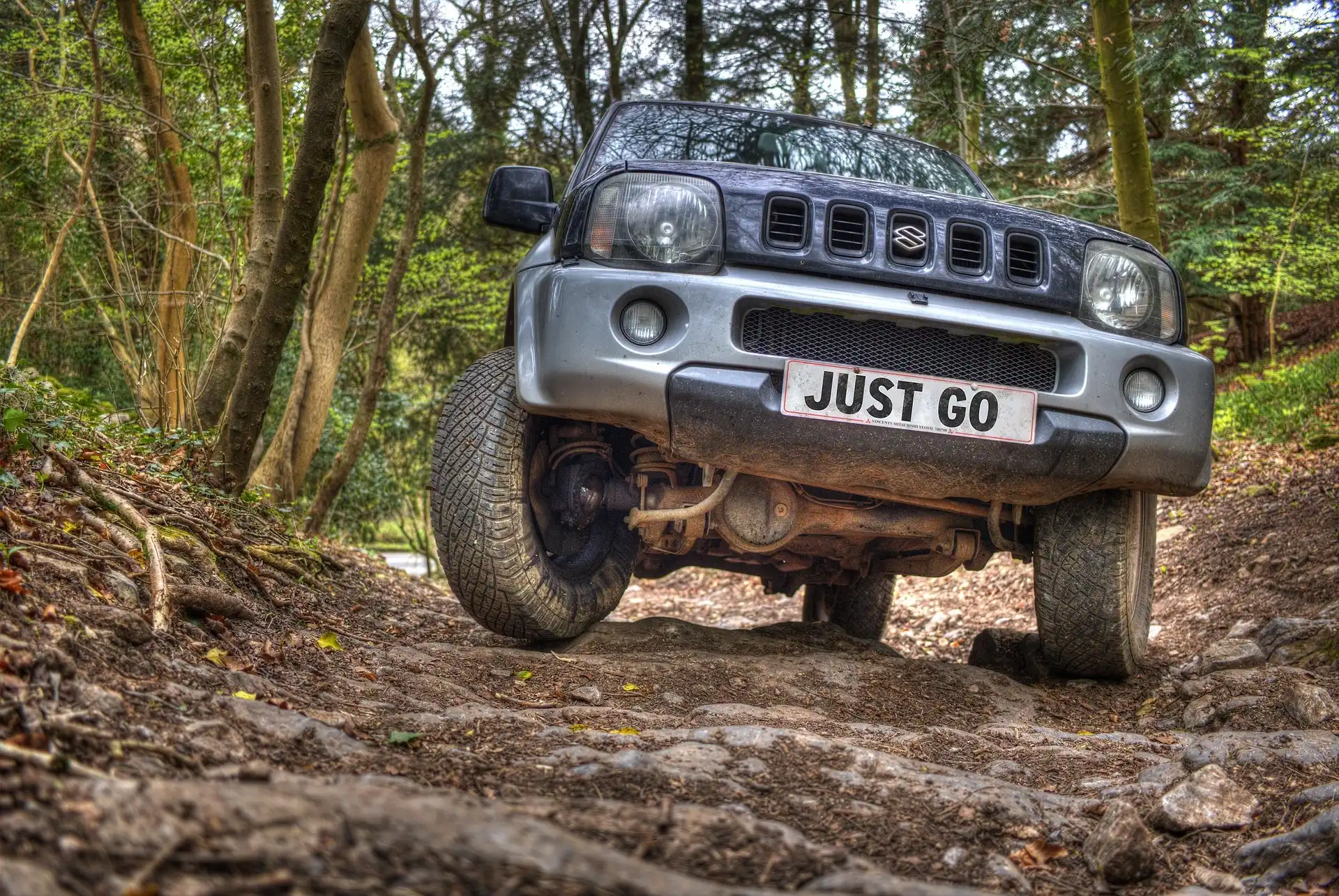 Tips Jitu Pilih Suzuki Jimny Bekas Terbaik