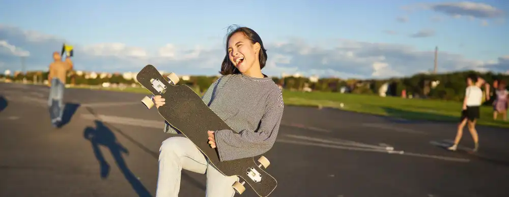 Skater Lokal yang Menginspirasi Generasi Baru: Dari Jalanan ke Panggung Dunia