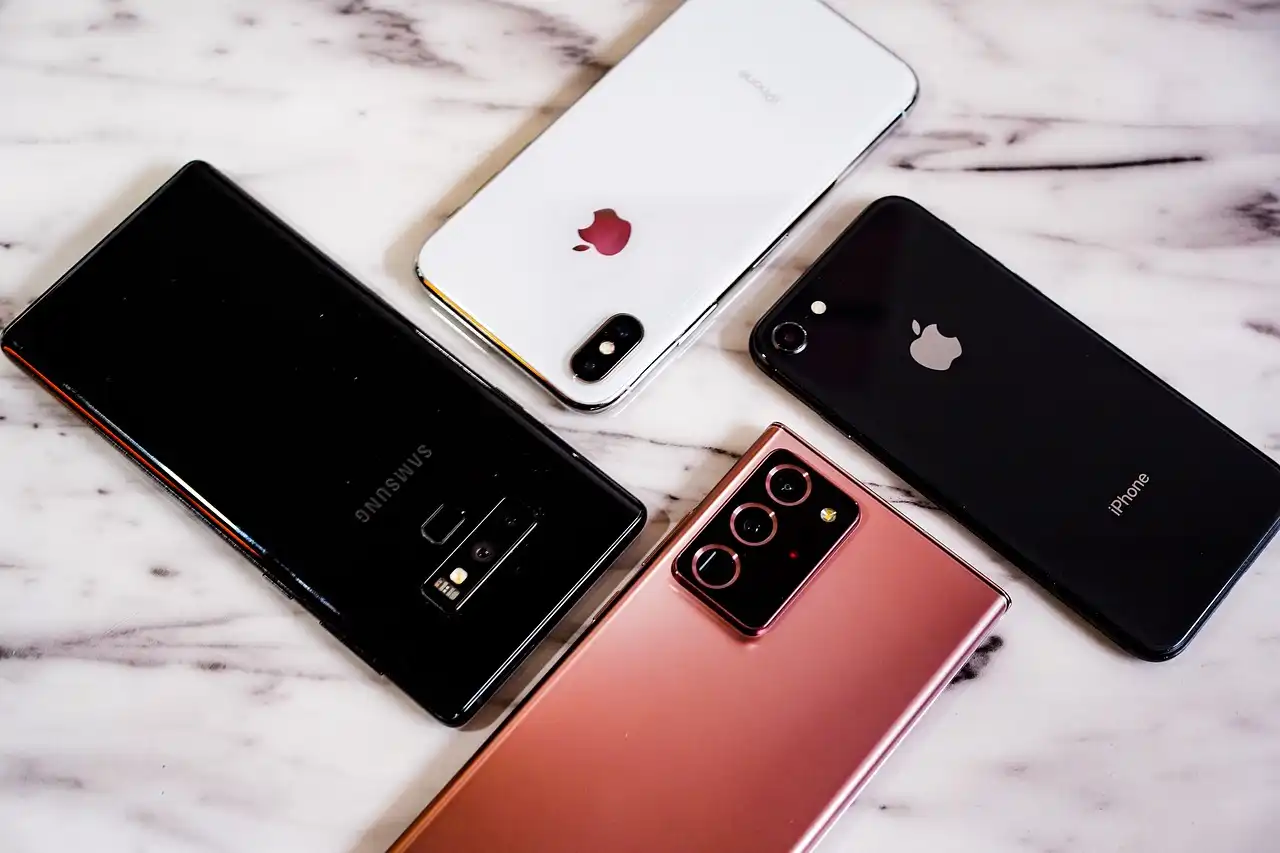 Handphone rusak duniamu berhenti seketika