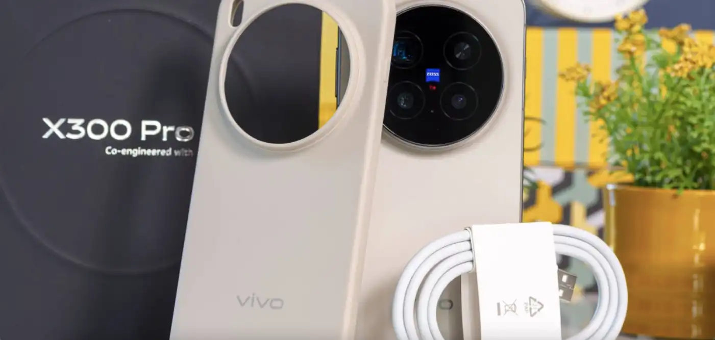 Review Vivo X300 Pro: Kamera 300 MP, Chipset Dimensity 9500, dan Layar AMOLED 4500 Nits