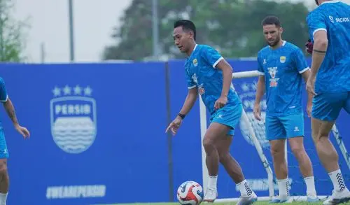 Jelang Duel Persib vs Persija, Beckham Putra Pastikan Kondisi Fit