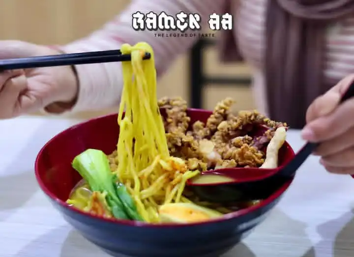 Ramen AA Bandung: Bukan Cuma Makan, Ini Ziarah Rasa!