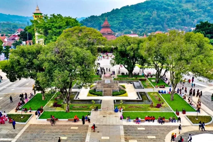 Dari Kerajaan Sumedang Larang hingga Jadi Kota Tahu