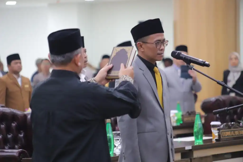 Pelantikan PAW DPRD KBB Berlangsung Khidmat, Asep Sofwan Resmi Menjabat