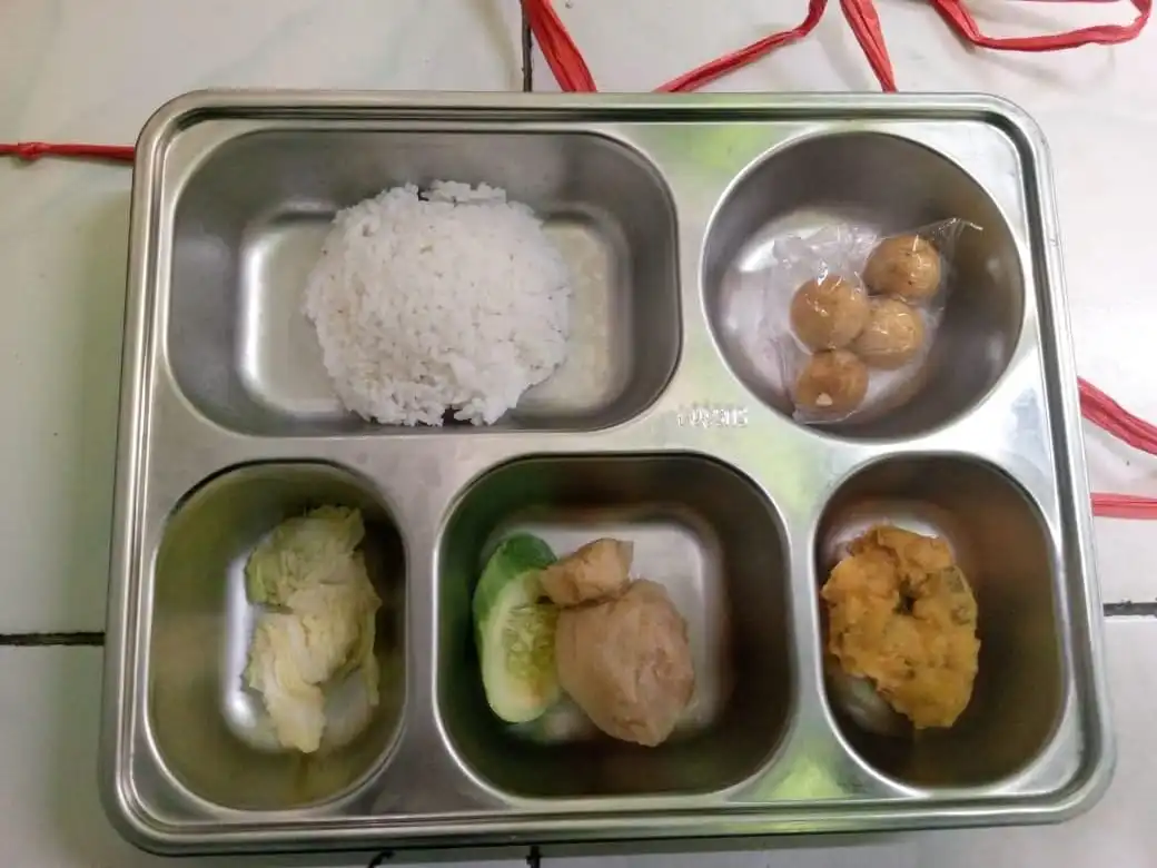 Klarifikasi MBG SDN Sukamaju KBB: SPPG Bantah Makanan Tak Layak dan Ungkap Kendala Distribusi