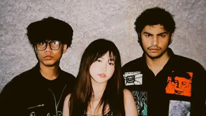 Kasih Aba-Aba dari Tenxi, Naykilla, dan Jemsii : Sebuah Simfoni Emosi dalam Melodi dan Makna