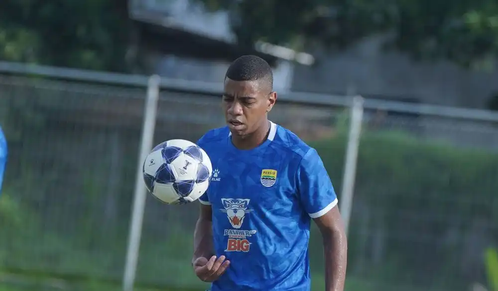 Uilliam Barros Panaskan Semangat PERSIB Jelang Duel Kontra Selangor FC di Malaysia