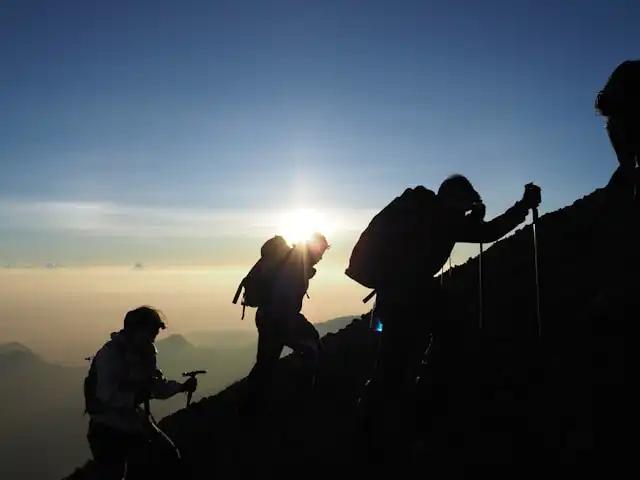 Rekomendasi Aktivitas Outdoor Seru di Bulan September