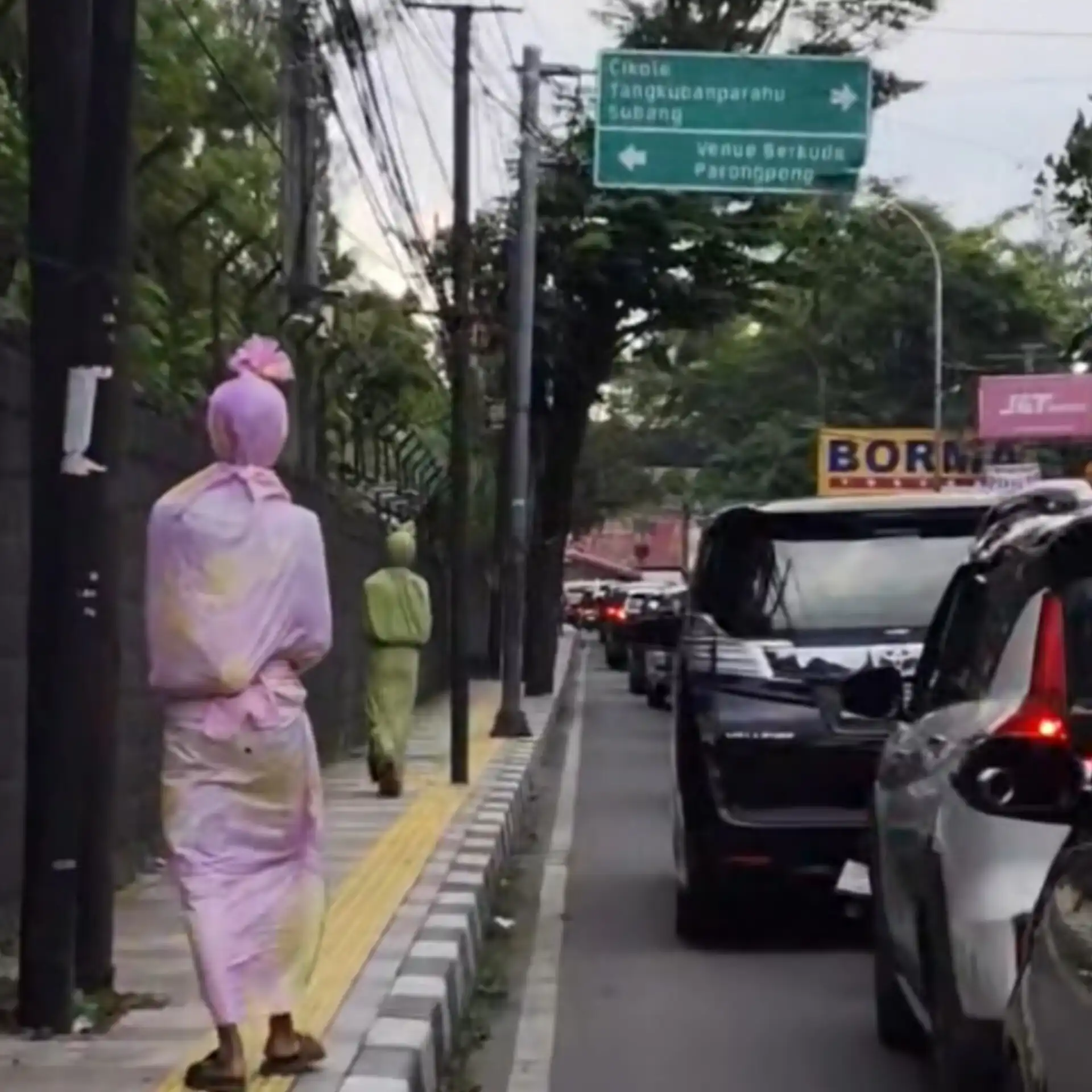 Bupati Jeje Sudah Lapor KDM, Pocong di Lembang Masih Berkeliaran