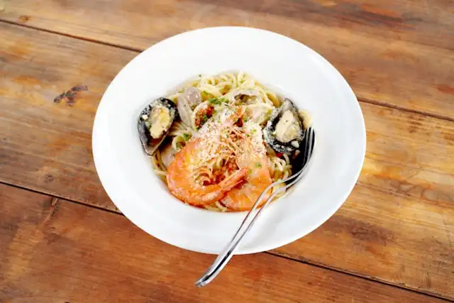 Anti Amis dan Karet! 7 Tips Memasak Seafood dengan Benar Biar Rasanya Chef’s Kiss