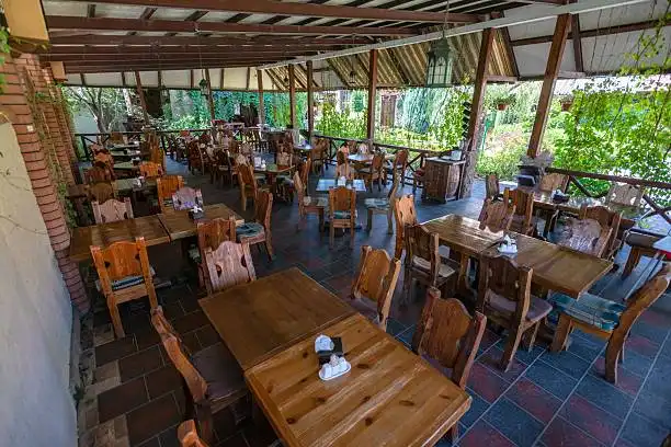 3 Rekomendasi Restoran di Lembang Yang Bikin Nagih dan Auto Instagrammable!