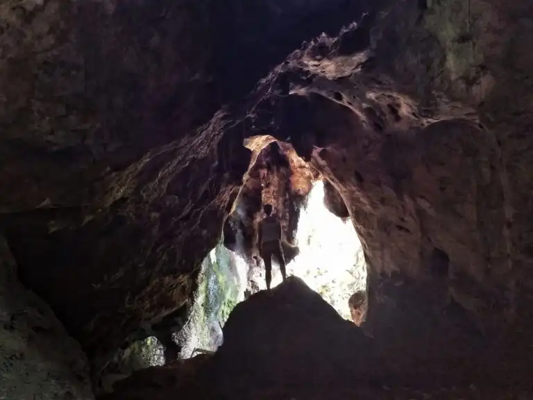Belajar Sejarah Bumi di Stone Garden Padalarang