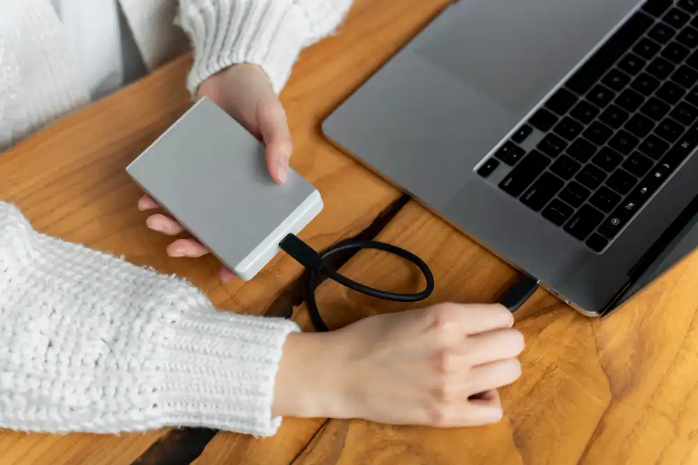 Powerbank Terbaik untuk Laptop & Tablet di Akhir 2025: Panduan & Rekomendasi