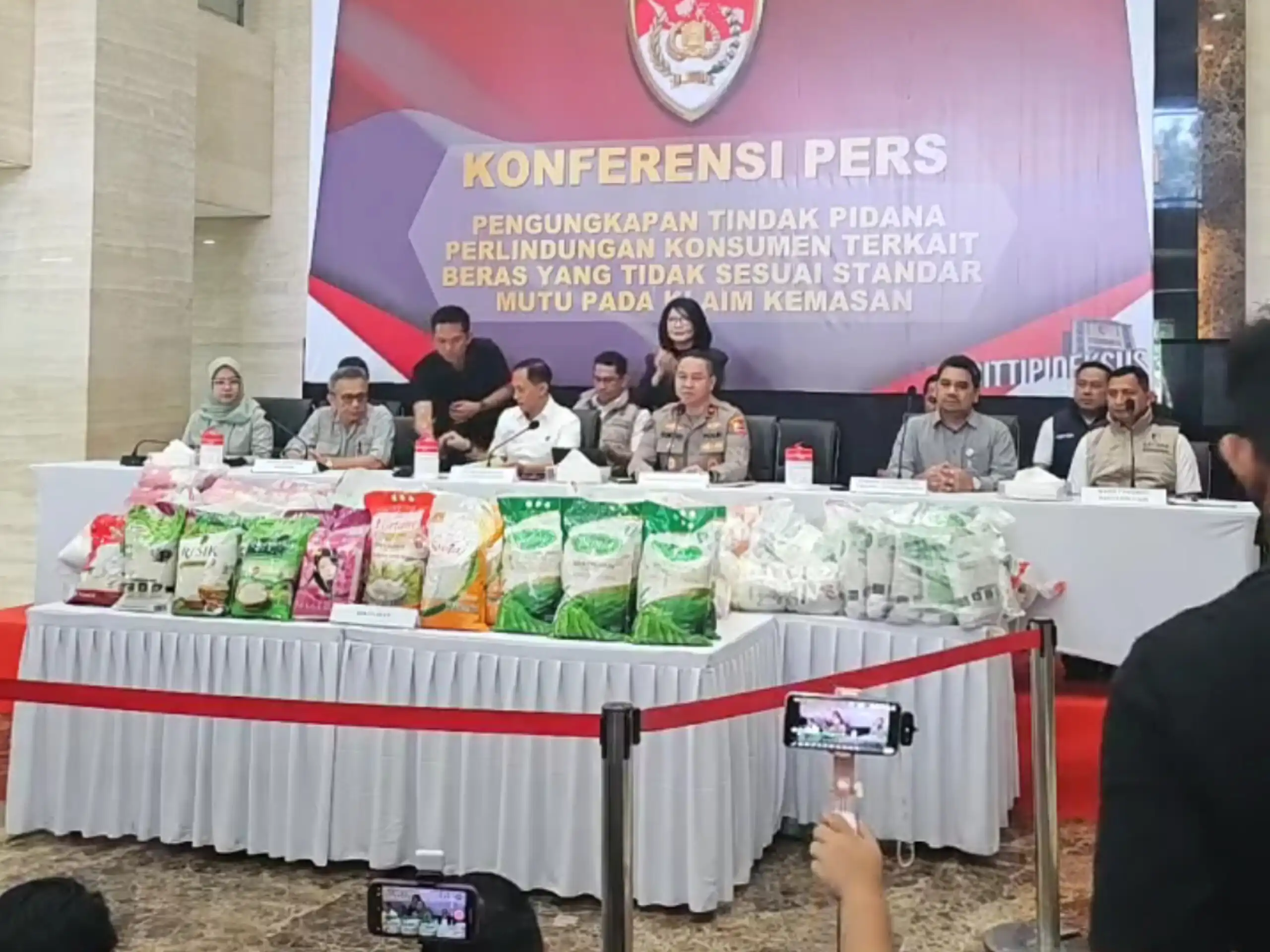 Polri Ungkap Dugaan Beras Premium Tak Sesuai Mutu, Tiga Nama Produsen Diperiksa
