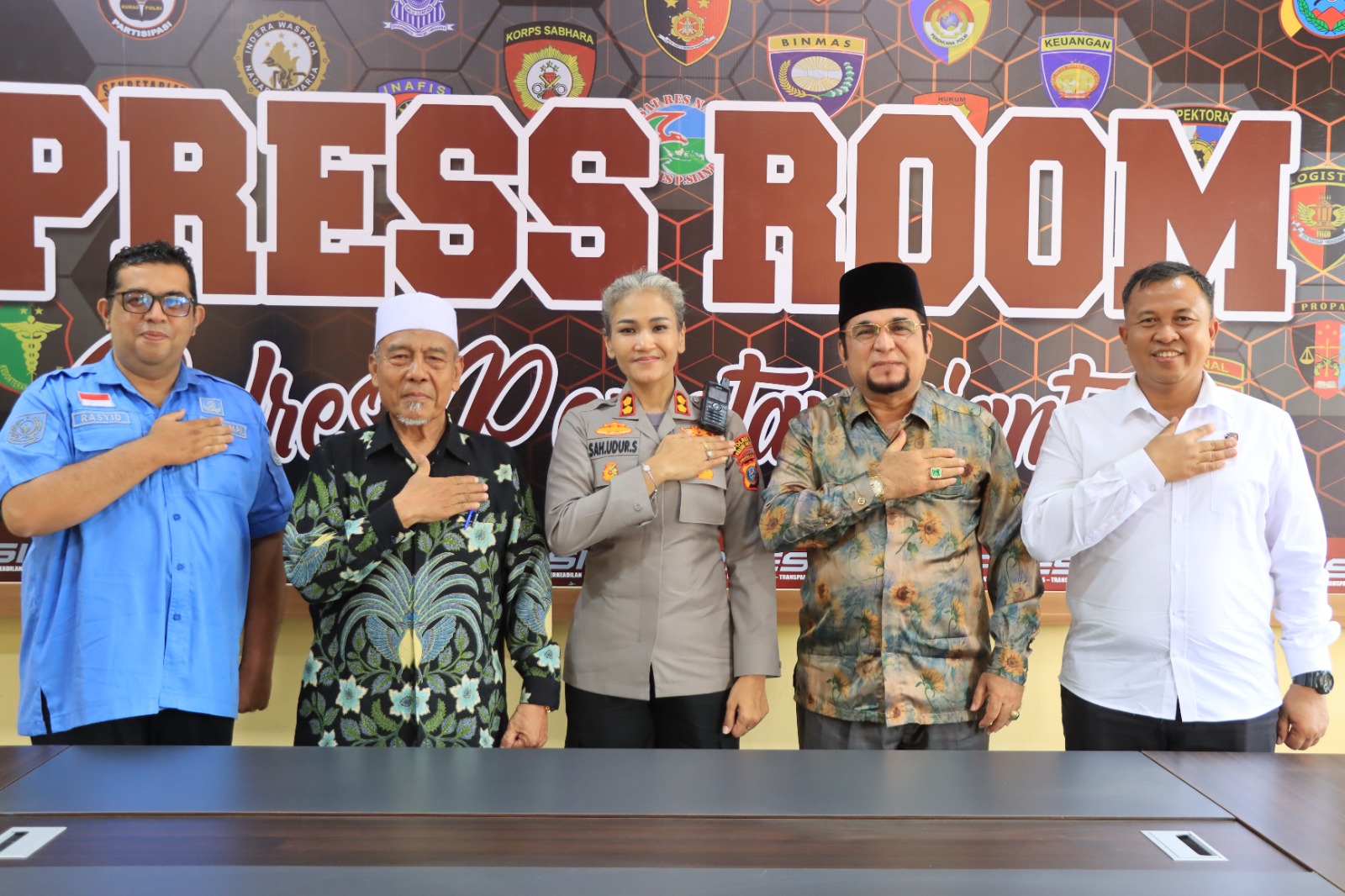 Terima Audiensi Ketua MUI Kota Pematangsiantar, Kapolres Mohon Dukungan Terima Audiensi Ketua MUI Kota Pematangsiantar, Kapolres Mohon Dukungan