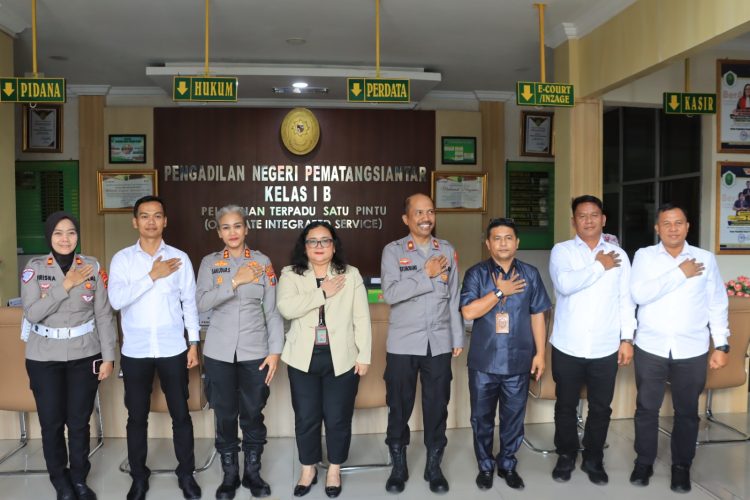 Jalin Koordinasi, Kapolres Pematangsiantar Silaturahmi ke Kantor PN Jalin Koordinasi, Kapolres Pematangsiantar Silaturahmi ke Kantor PN