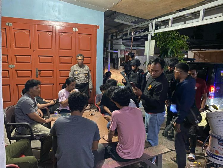 Personel Brimob Polda Sumut Gelar Patroli Skala Besar di Wilayah Hukum Polrestabes Medan