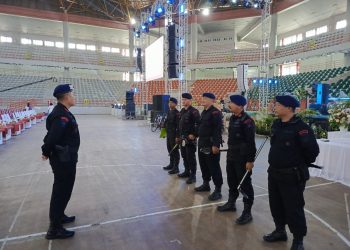 Brimob Polda Sumut Laksanakan Sterilisasi Ibadah Paskah Raya di Gedung Serbaguna Pemprovsu