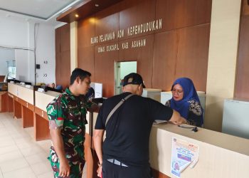 Korem 022/PT Membantu Warga Dalam Pembuatan Akta Kelahiran