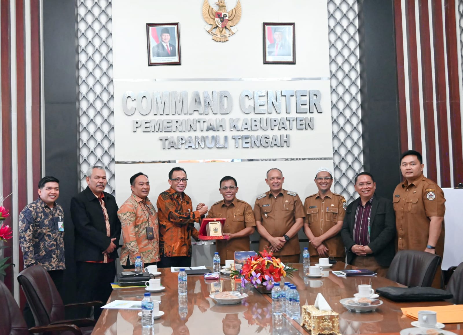 Bupati Tapanuli Tengah Terima Audensi Kepala Kanwil BPJS Wilayah Sumatera Utara I Bupati Tapanuli Tengah Terima Audensi Kepala Kanwil BPJS Wilayah Sumatera Utara I