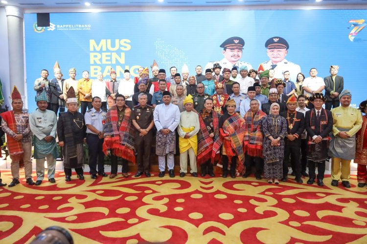 Wali Kota Pematangsiantar Wesly Silalahi Menghadiri Musrenbang RPJMD Provinsi Sumut Tahun 2025-2029 dan RKPD Tahun 2026 Wali Kota Pematangsiantar Wesly Silalahi Menghadiri Musrenbang RPJMD Provinsi Sumut Tahun 2025-2029 dan RKPD Tahun 2026