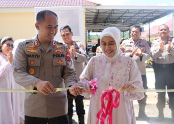 Kapolres Tapteng Resmikan Renovasi Kantor Bhayangkari Cabang Tapteng