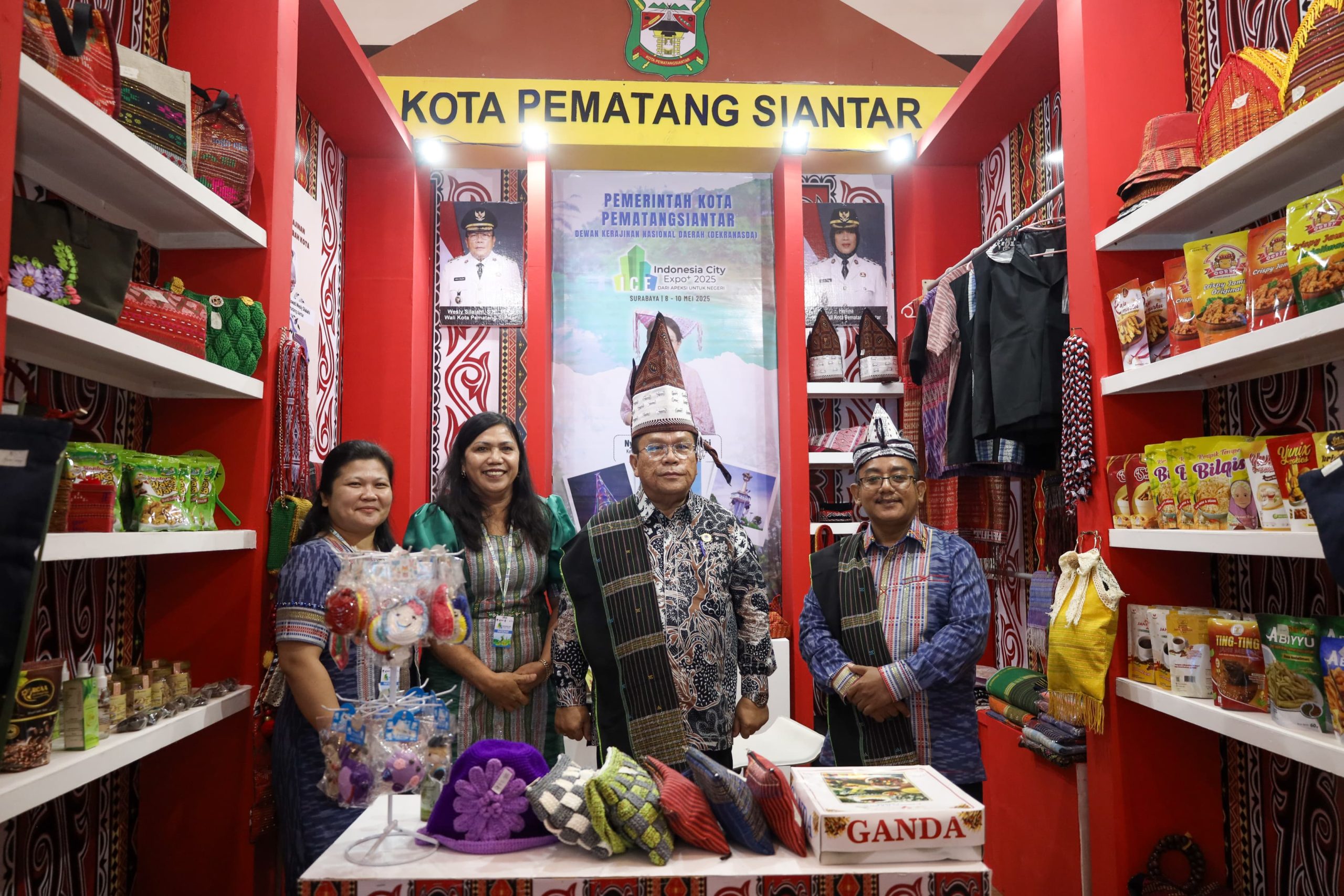 Wali Kota Pematangsiantar Wesly Silalahi Mengikuti Langsung Pembukaan Munas VII APEKSI di Grand City Mall Surabaya Wali Kota Pematangsiantar Wesly Silalahi Mengikuti Langsung Pembukaan Munas VII APEKSI di Grand City Mall Surabaya