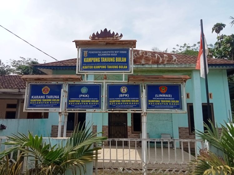 Kantor Pemerintahan Kampung Tanjung Bulan Diduga Terkesan Mati Suri Dari Aktivitas