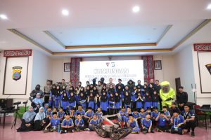 Misi Spesial Anak SDIT di Markas Brimob Polda Sumut, Serunya Belajar dari Pasukan Elit Polri