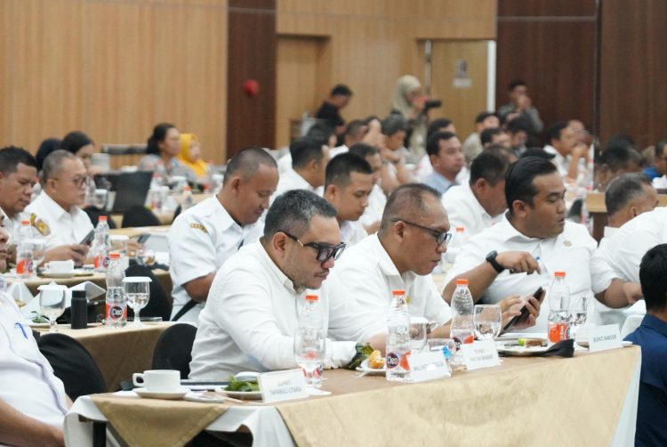 Bupati Pakpak Bharat Hadiri Rakor  Penanganan Jalan dan Jembatan Sumatera Utara 