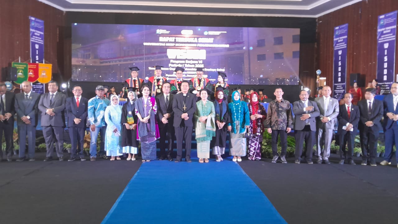 Universitas HKBP Nommensen Pematangsiantar Gelar Wisuda, Rektor; Lulusan Unggul, Berkarakter dan Berdaya Saing Universitas HKBP Nommensen Pematangsiantar Gelar Wisuda, Rektor; Lulusan Unggul, Berkarakter dan Berdaya Saing