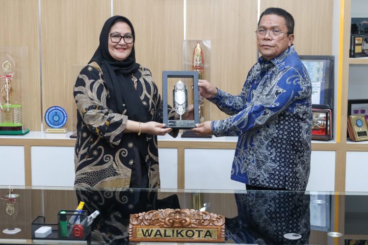 Wali Kota Pematangsiantar Wesly Silalahi dan Kepala BPJS Ketenagakerjaan Kantor Cabang Pematangsiantar Sepakati Penandatanganan MoU 
