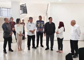 Wakil Bupati Tapteng, Hadiri Kunjungan Wakil Presiden Republik Indonesia Di Kabupaten Humbang Hasundutan