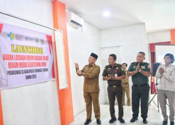 Wakil Bupati Tapanuli Tengah Launching Badan Layanan Umum Daerah dan Rekam Medik Elektronik Puskesmas Se-Tapteng