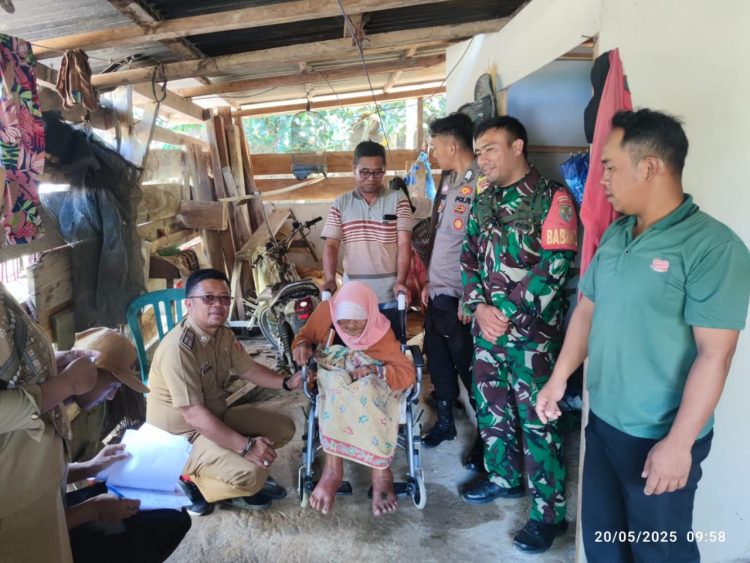 Pemerintah Pekon Way Ngison Bagikan  BLT DD Kepada 22 KPM