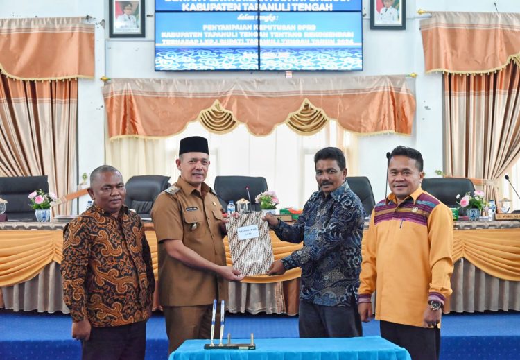 Pemerintah Kabupaten Tapanuli Tengah Terima Rekomendasi LKPJ Bupati Tapanuli Tengah Tahun 2024